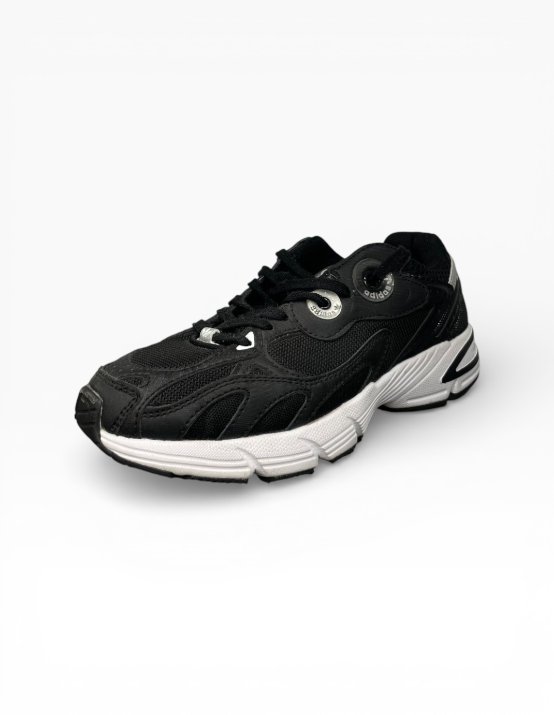 کفش دویدن زنانه آدیداس Astir W