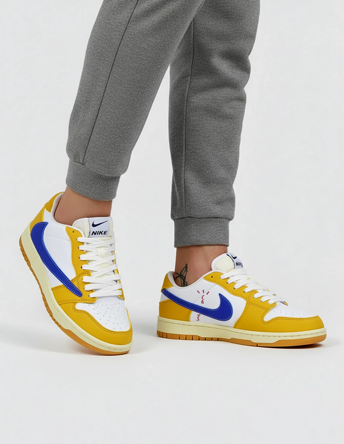کفش روزانه مردانه نایک Nike Jordan 1 Low Travis Scott M