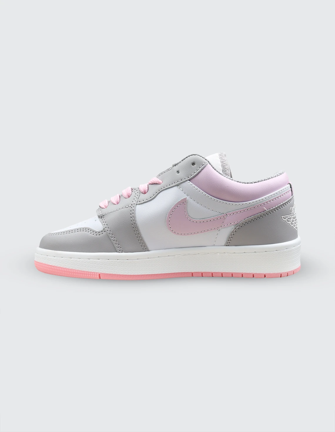 کفش روزانه زنانه نایک Nike Air Jordan 1 Low LX W