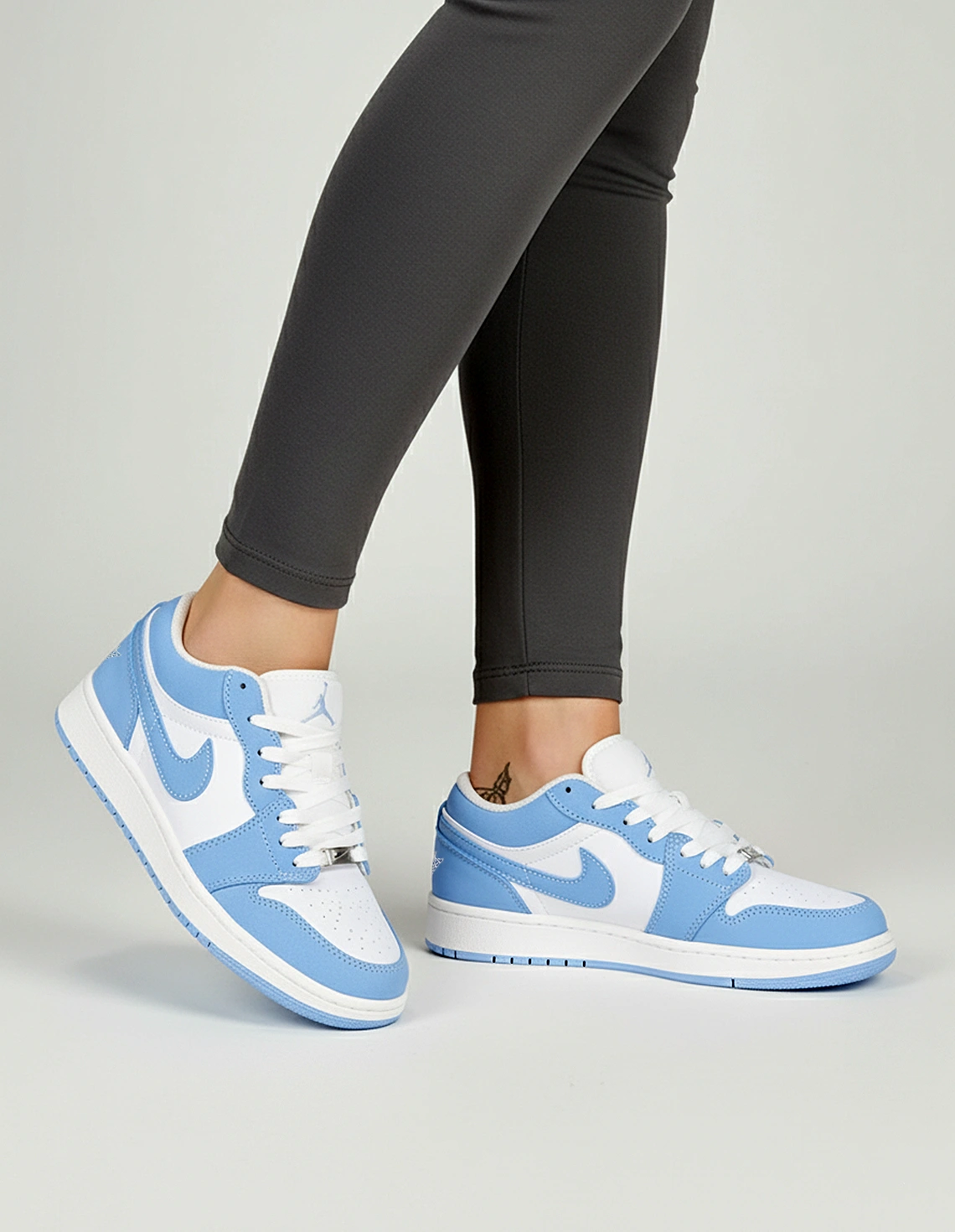 کفش روزانه زنانه نایک Nike Air Jordan 1 Low LX W