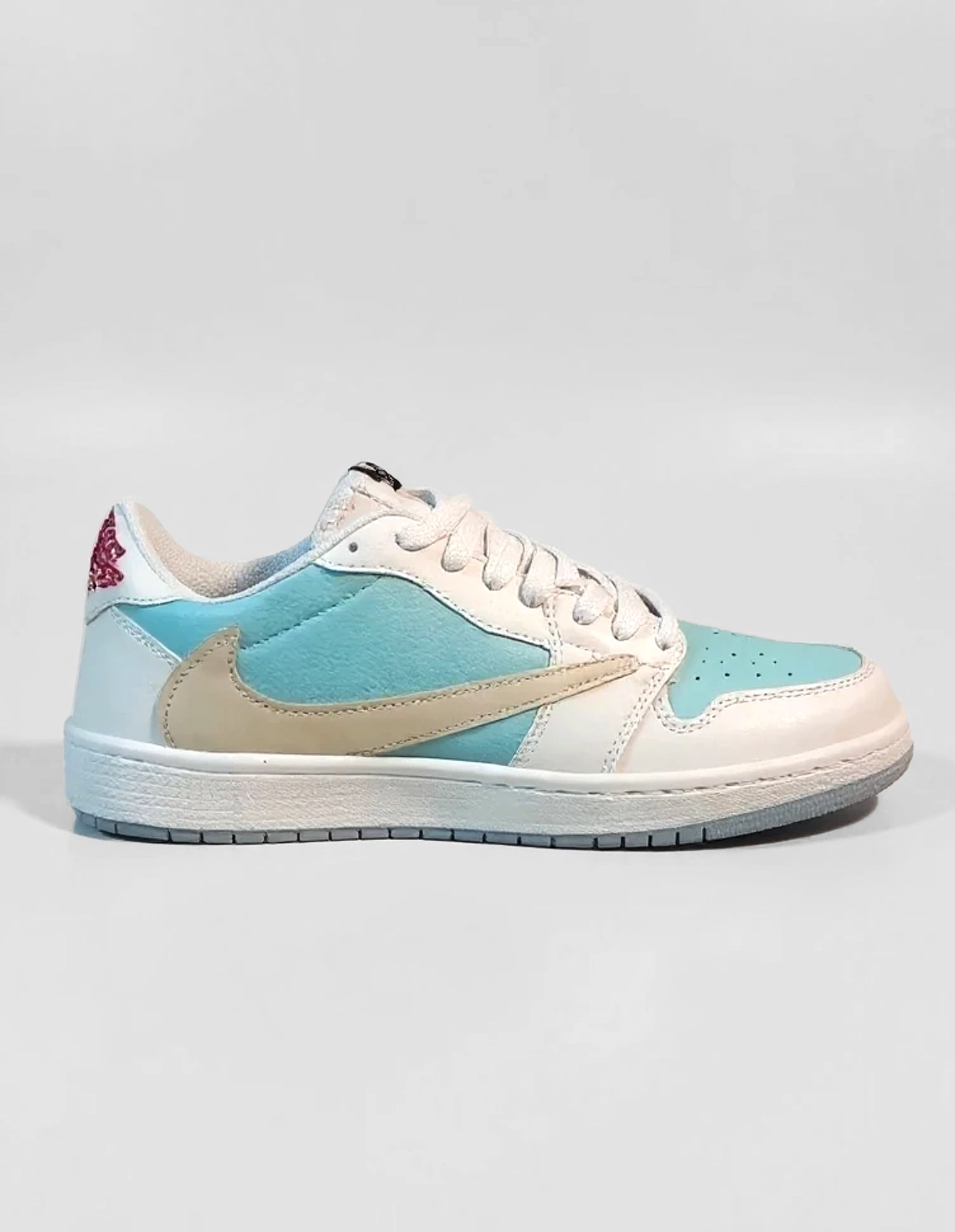 کفش روزانه مردانه نایک Nike Jordan 1 Low Travis Scott M