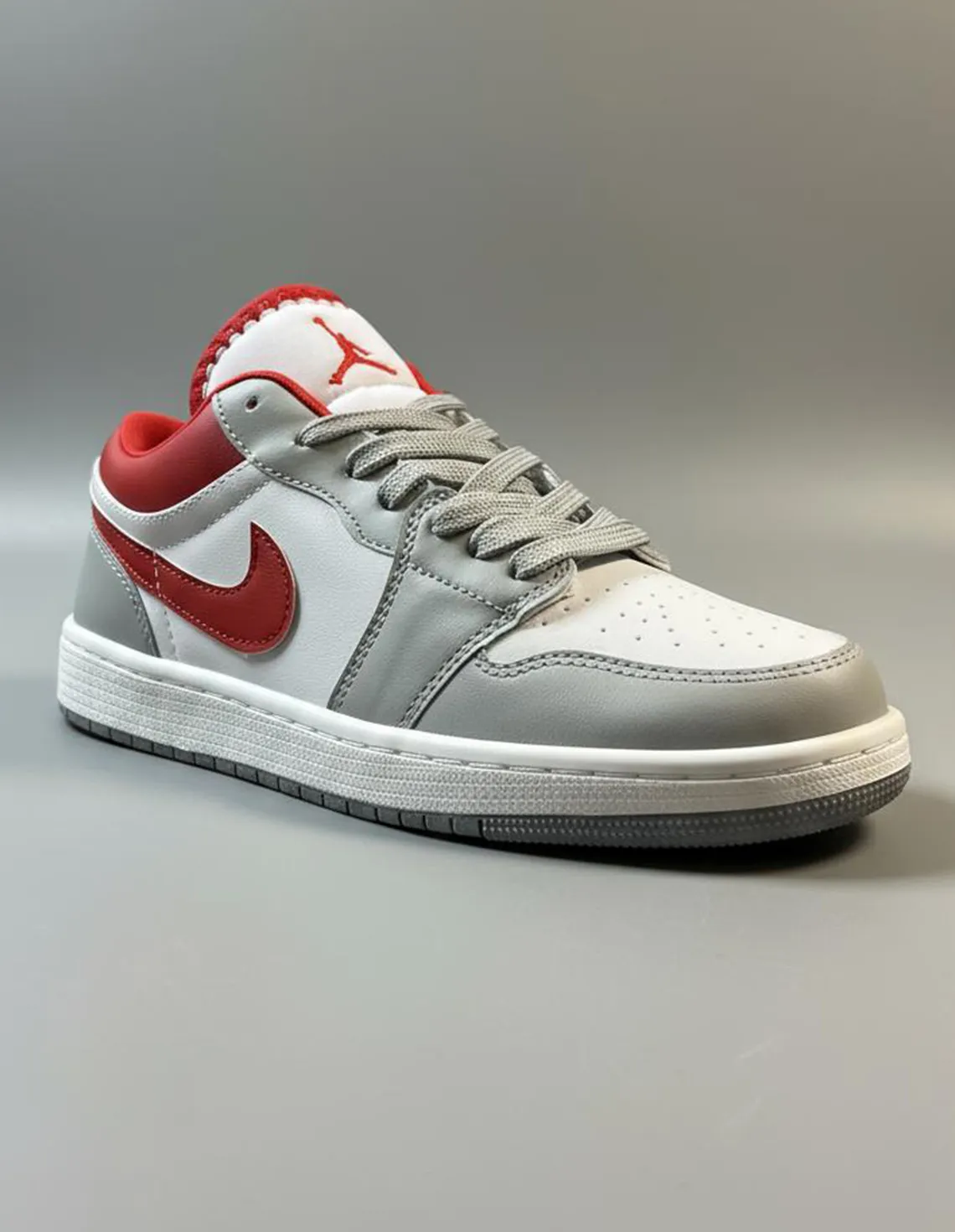 کفش روزانه زنانه نایک Nike Air Jordan 1 Low LX W