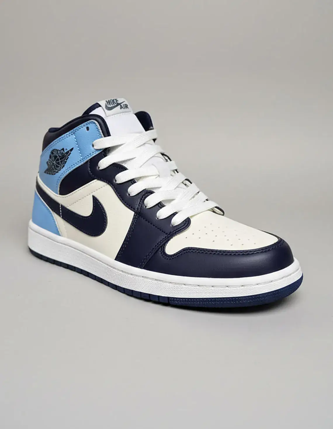کفش روزانه مردانه نایک Nike Air Jordan 1 Mid Dark M