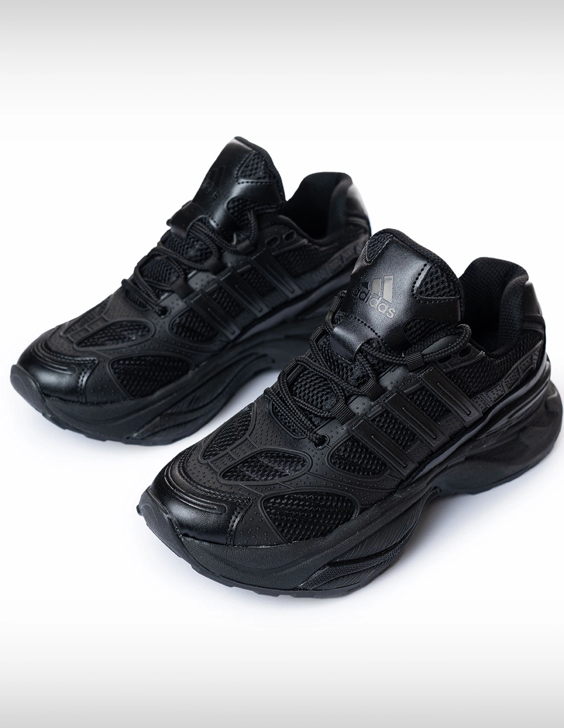 کفش روزانه مردانه آدیداس Adidas Adidas Ozweego M